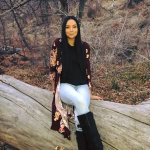 Meet your Posher, Pilar